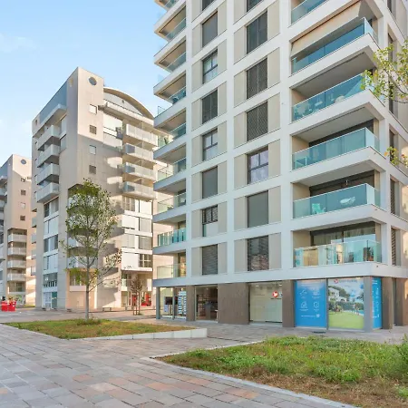 Loctowers A4-3-4 By Interhome *